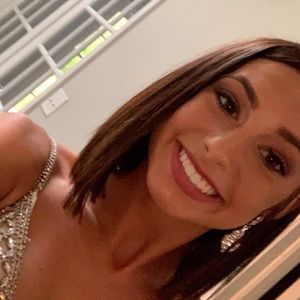 Meet your Posher, Logan